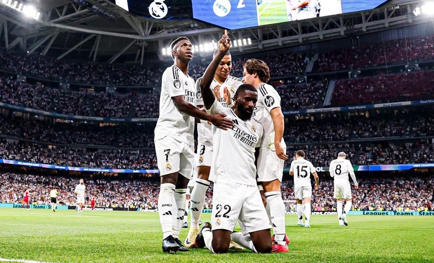 Rudiger cảnh báo cầu thủ Real Madrid sau khi ghi bàn - ảnh 1